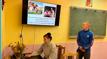 Кураторский час «История фамилий — история рода» прошел в группе 11-23