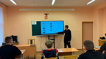 Обзорный информационный час о событиях в Беларуси прошел в группах колледжа